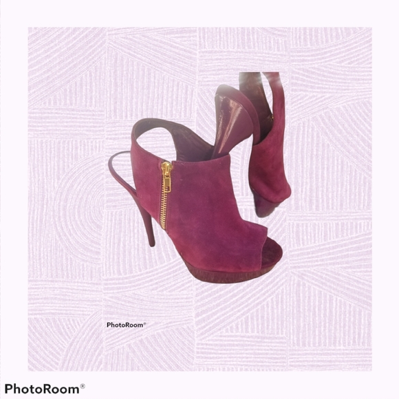 Bundle of Variety of Womens Heels - Picture 2 of 8